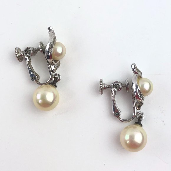 Vtg Faux Pearl Screw Post Lever-back Earrings - Picture 2 of 3